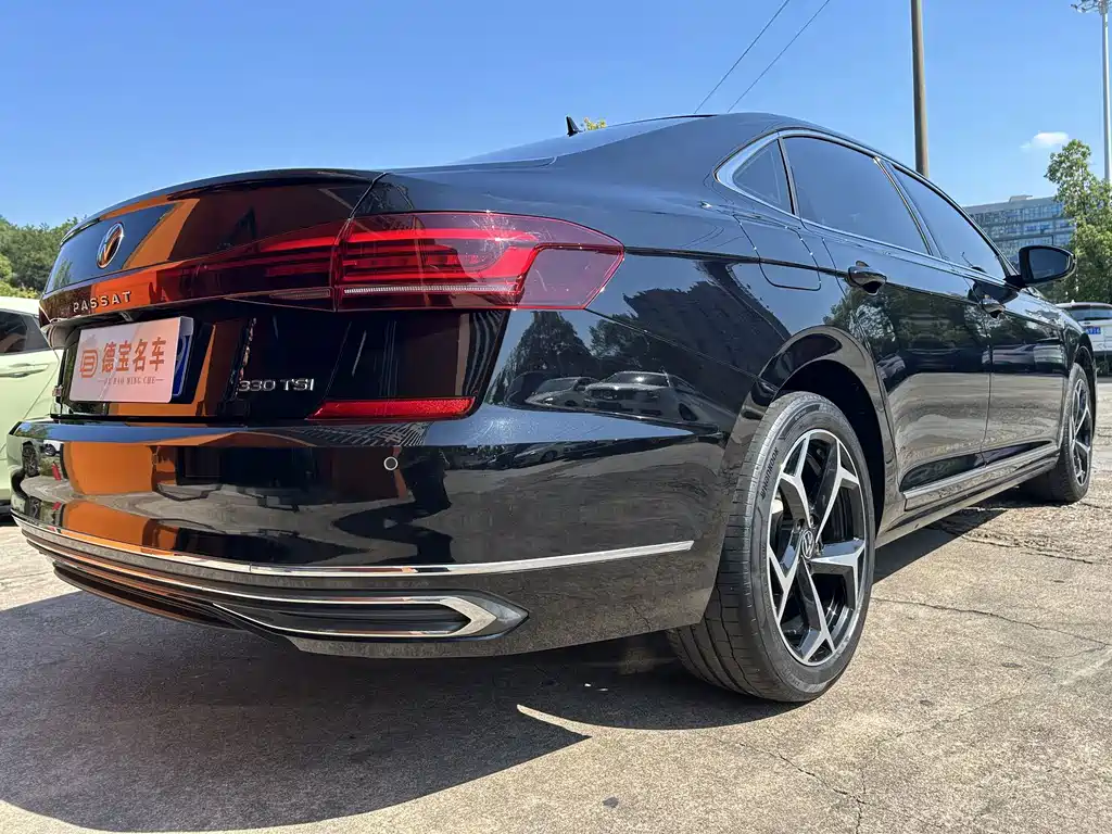 Volkswagen Passat — миниатюра 13