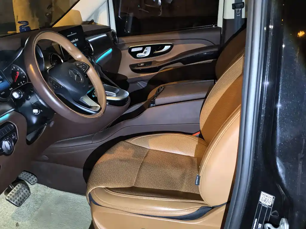 Mercedes-Benz V-Class — миниатюра 4