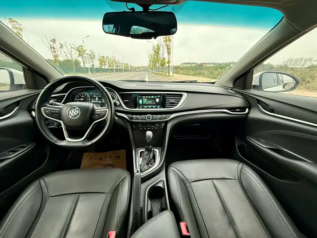 Buick Excelle — миниатюра 5