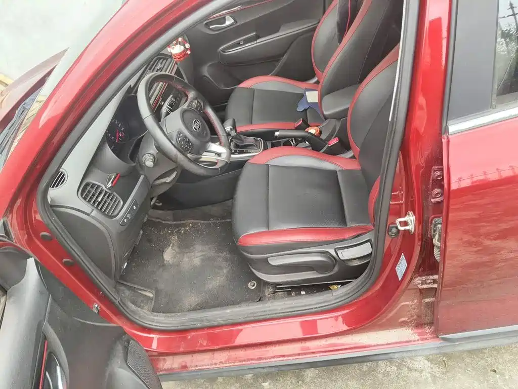 Kia KX Cross — миниатюра 8