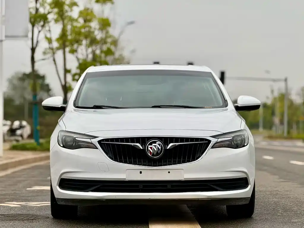 Buick Excelle — миниатюра 2