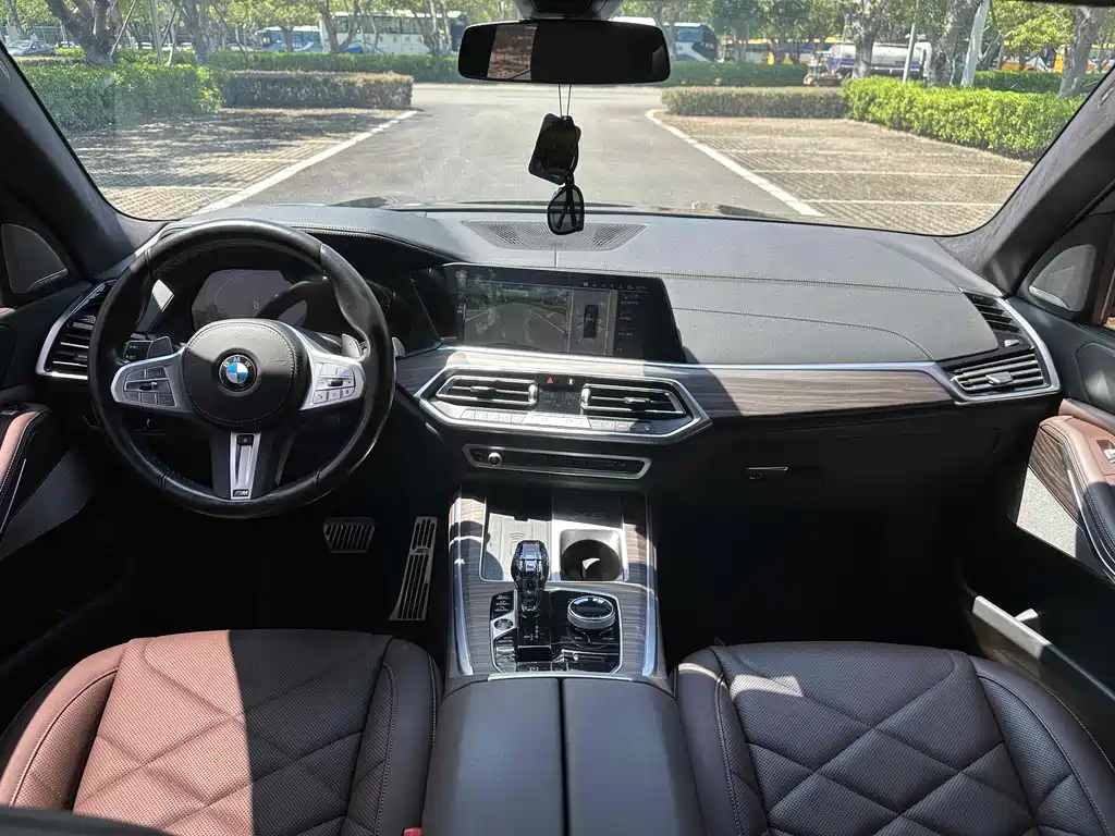 BMW X5 — миниатюра 4