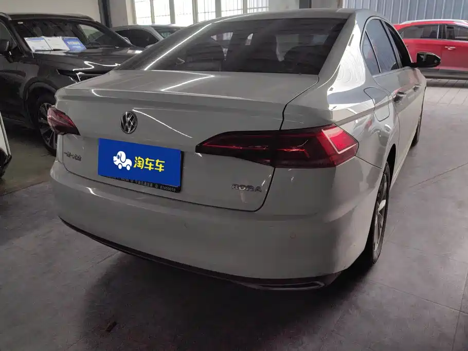 Volkswagen Bora — миниатюра 3