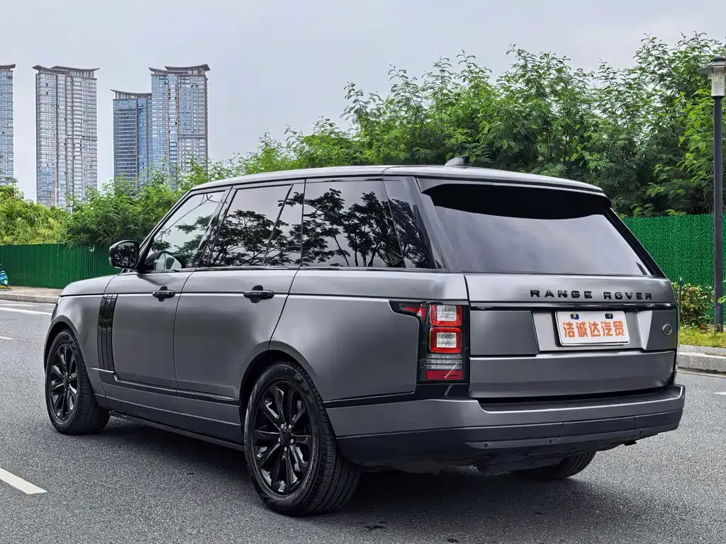 Land Rover Range Rover — миниатюра 17