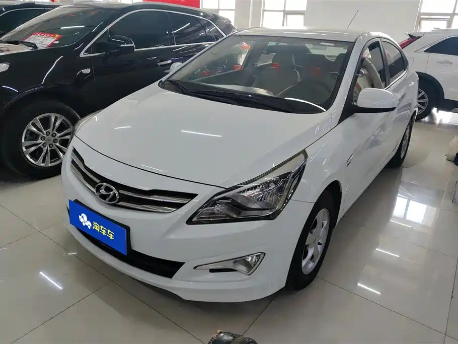 Hyundai Verna 2016