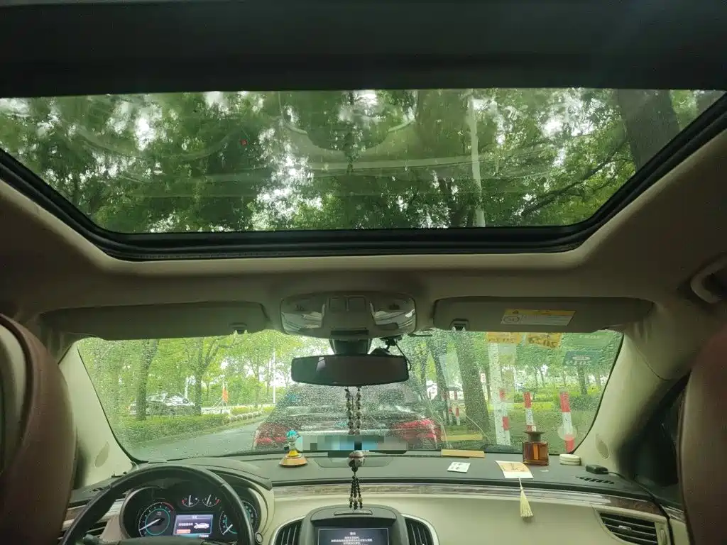 Buick LaCrosse — миниатюра 9