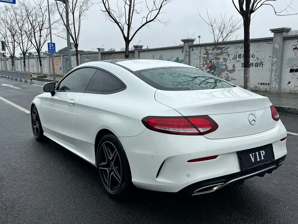 MERCEDES-BENZ C CLASS