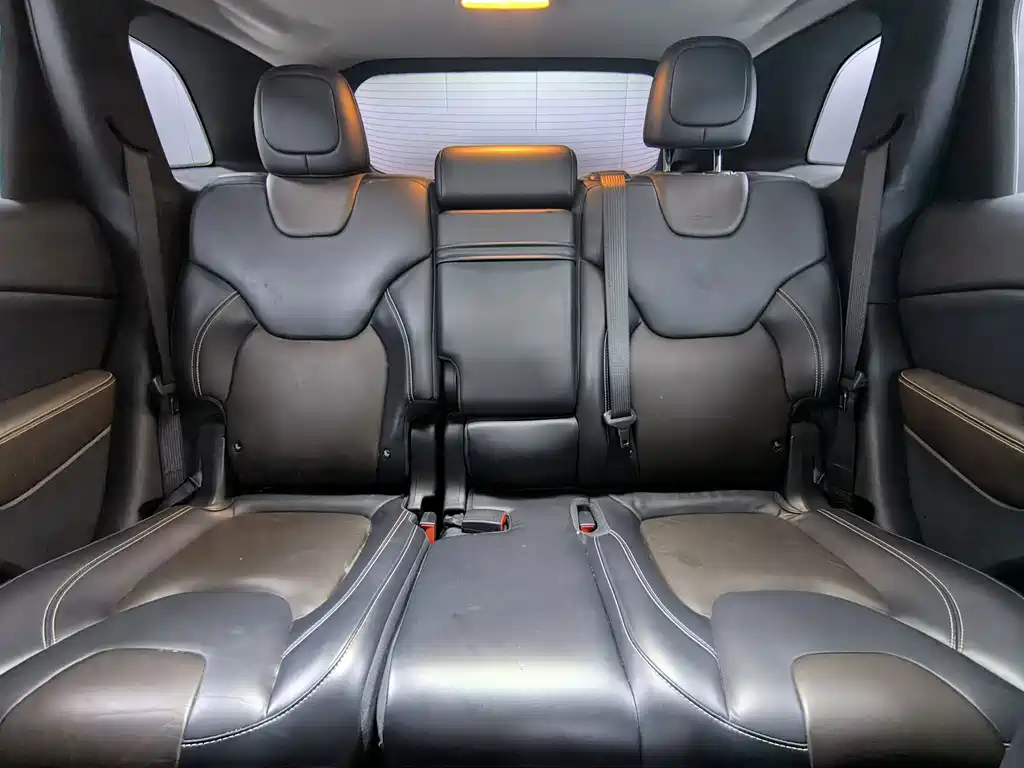 Jeep Cherokee — миниатюра 13