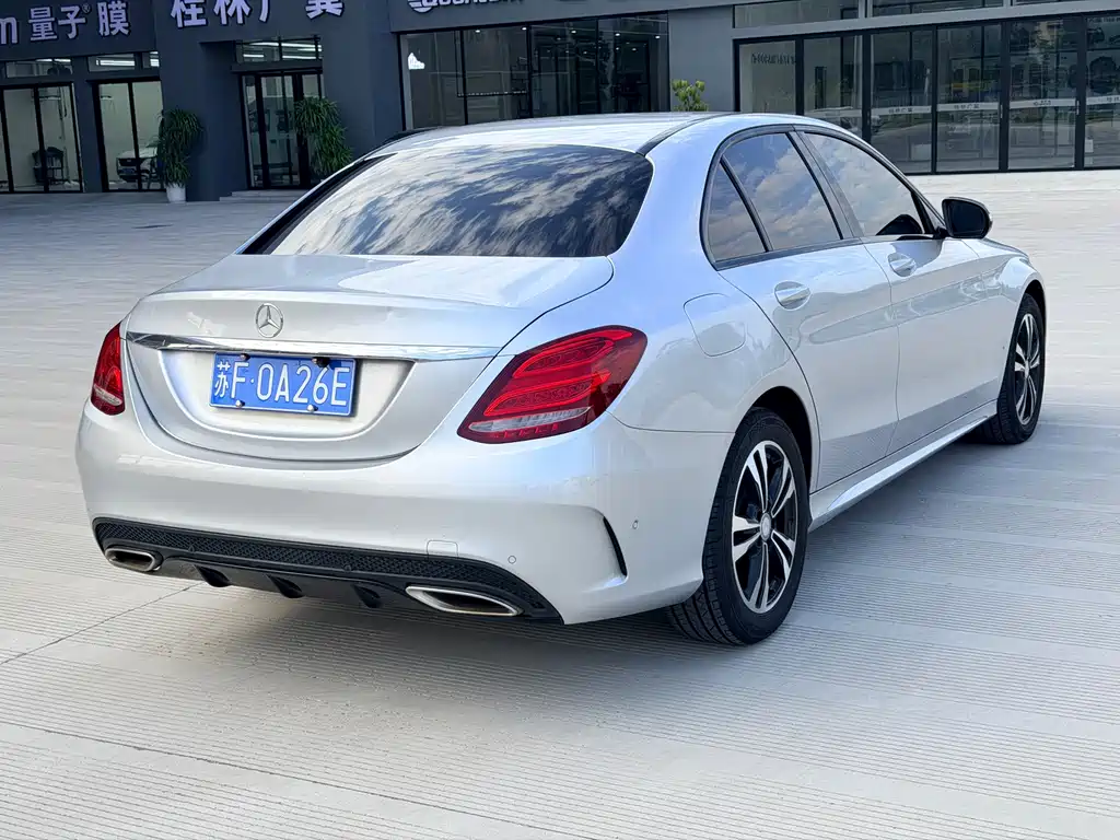 Mercedes-Benz C-Class — миниатюра 4