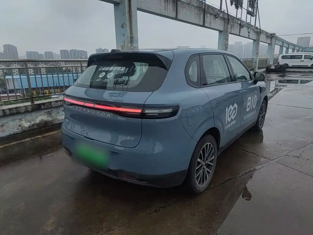 Leapmotor Leapmotor B10 — миниатюра 7
