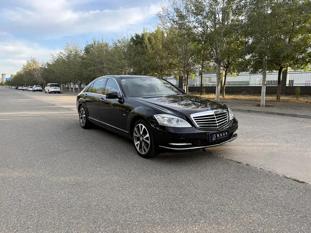 Mercedes-Benz S-Class — миниатюра 3