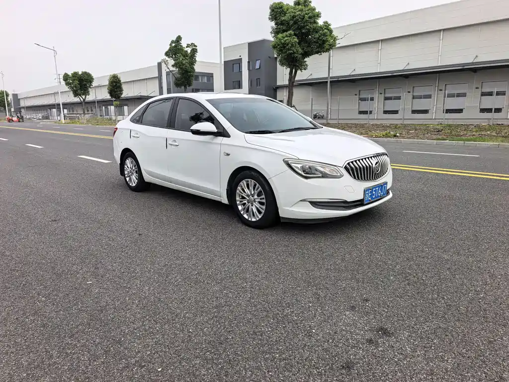 Buick Excelle — миниатюра 3