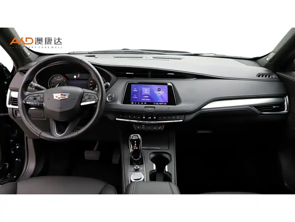 Cadillac XT4 — миниатюра 5