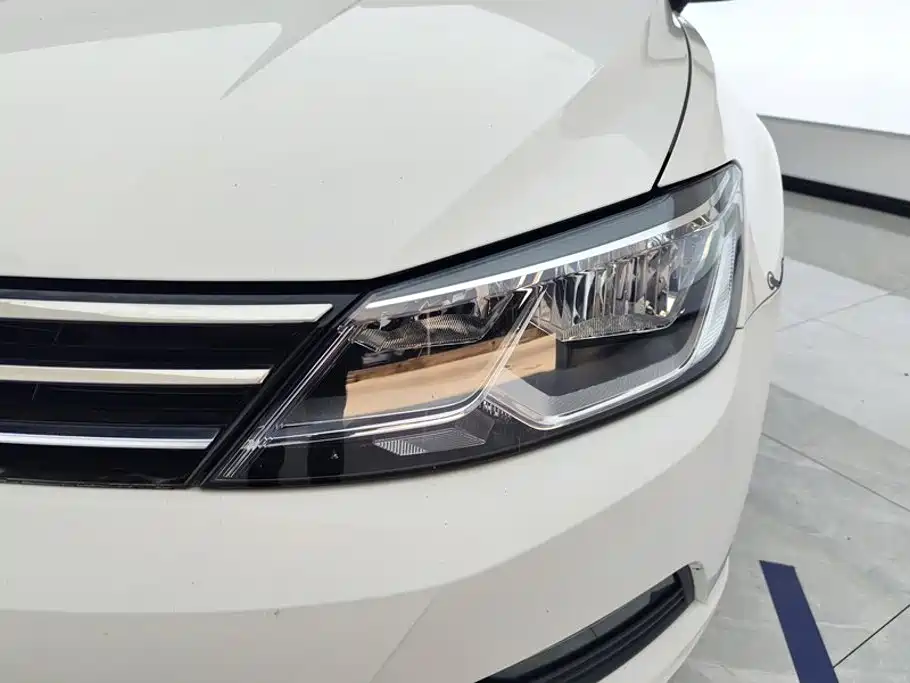 Volkswagen Lamando — миниатюра 5
