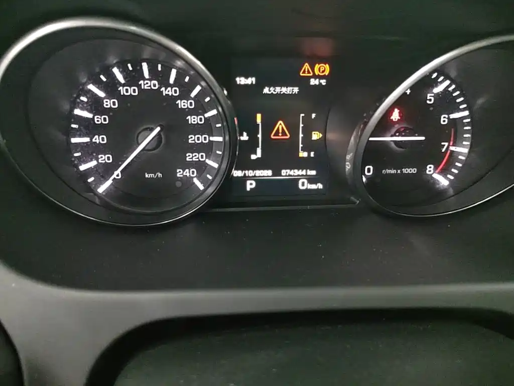 Land Rover Discovery Sport — миниатюра 12