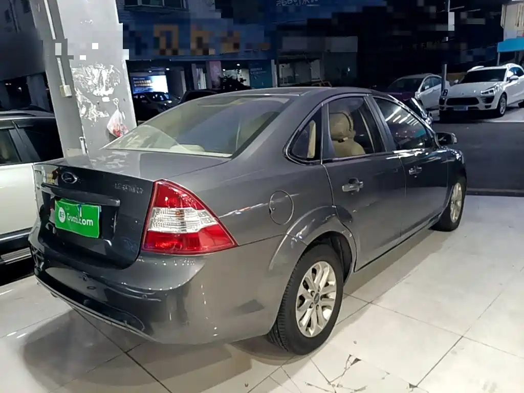 Ford Focus — миниатюра 7