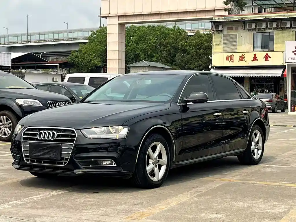 Audi A4L 2013