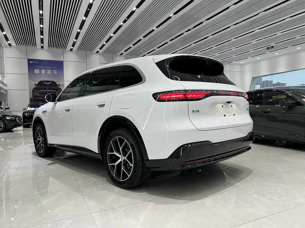 AITO AITO M6 — миниатюра 6