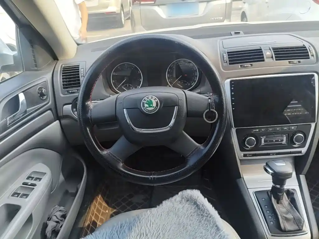 Skoda Octavia — миниатюра 11