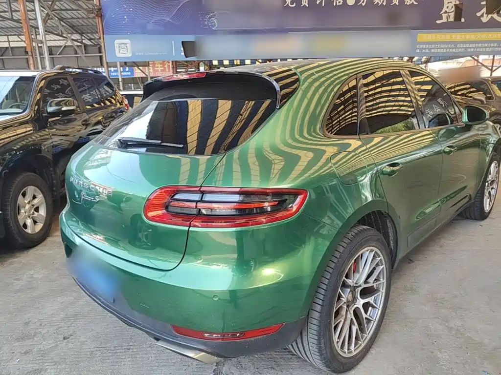 Porsche Macan — миниатюра 7