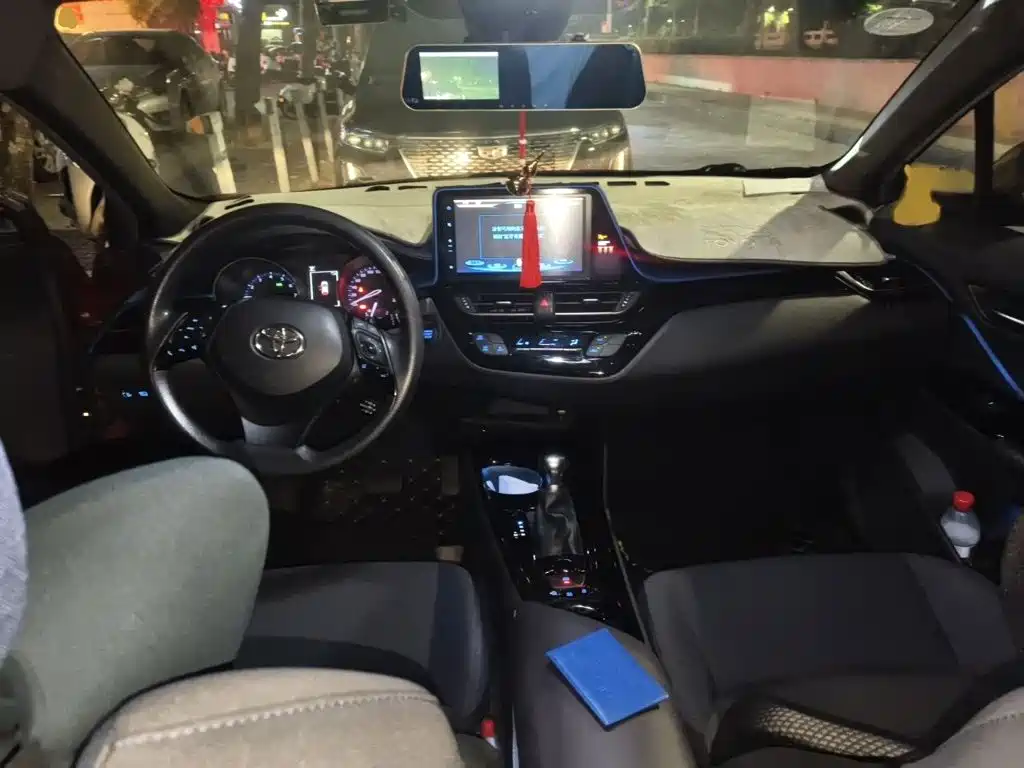 Toyota C-HR — миниатюра 3