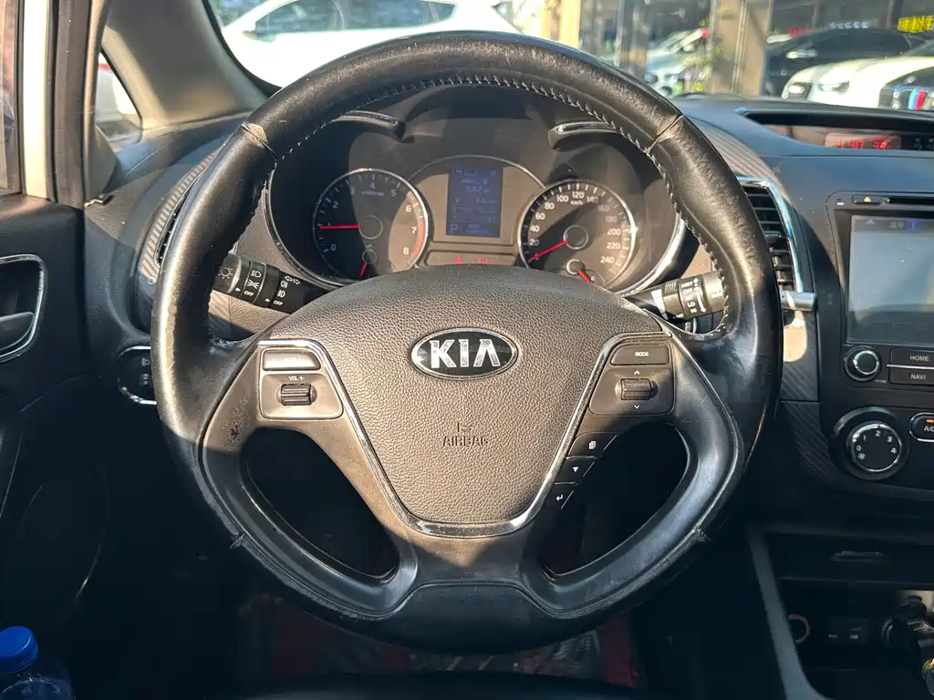 Kia K3 — миниатюра 11
