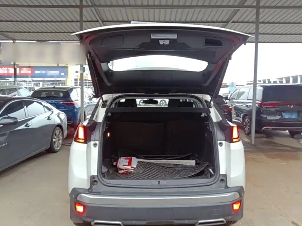 Peugeot 4008 — миниатюра 19