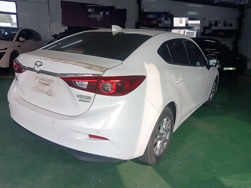 Mazda 3 Axela — миниатюра 7