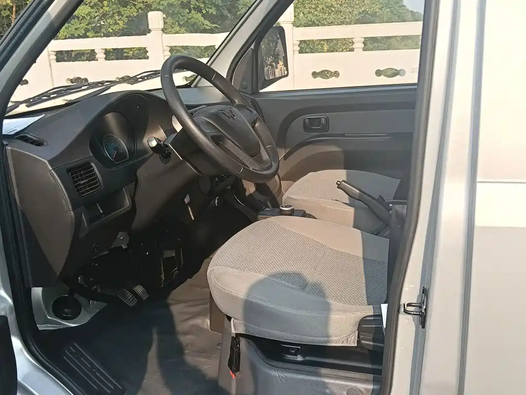 Wuling Wuling Electric Truck — миниатюра 11