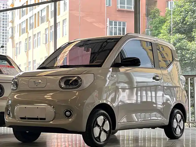 WULING HONGGUANG MINIEV 2024