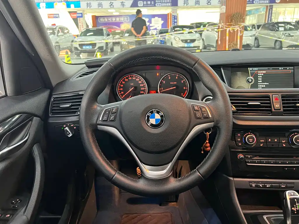 BMW X1 — миниатюра 8