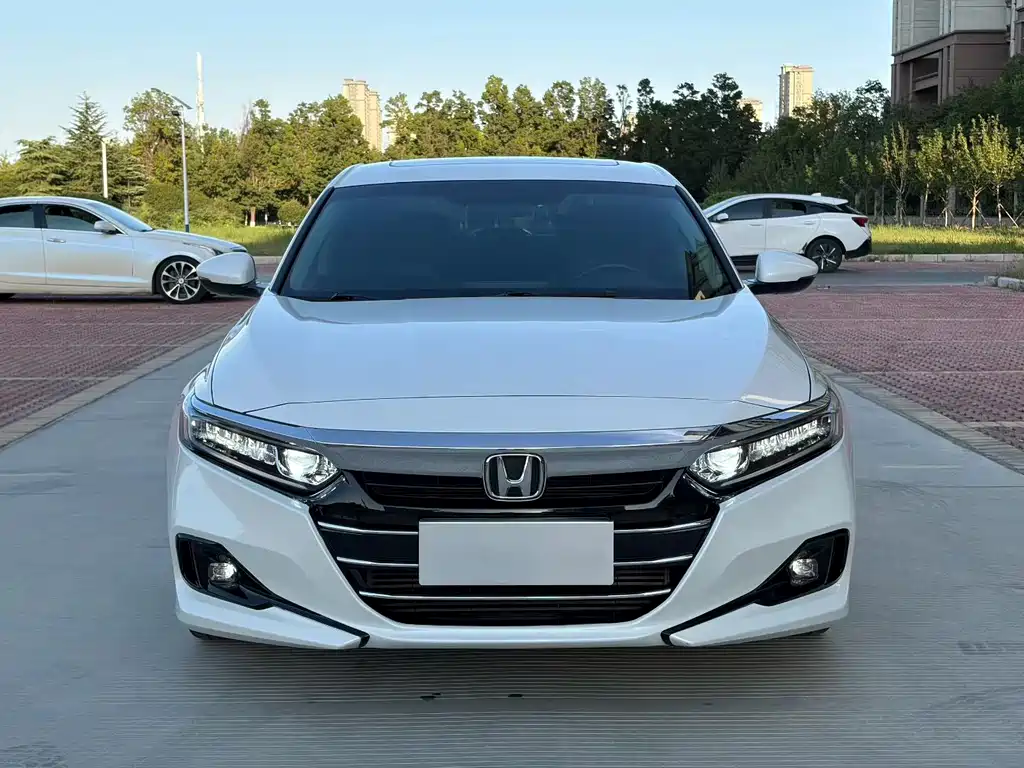 Honda Accord — миниатюра 2
