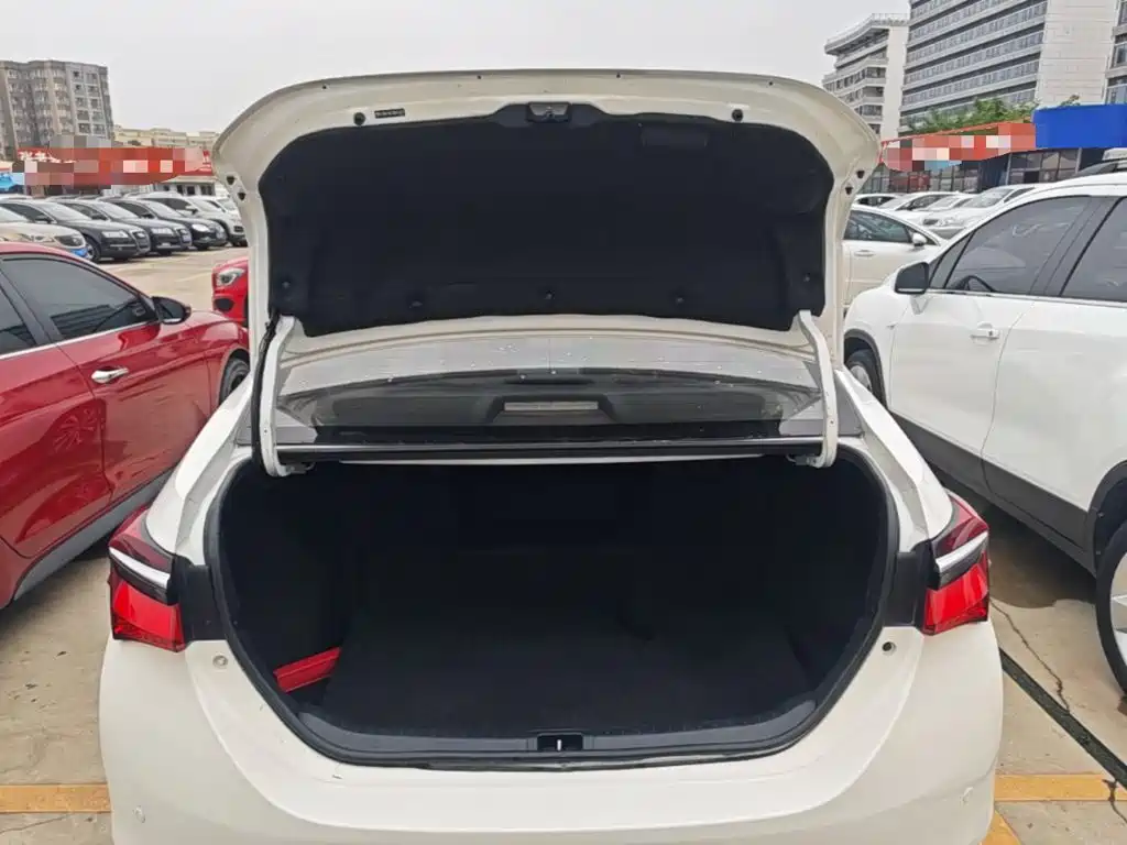 Toyota Corolla — миниатюра 19