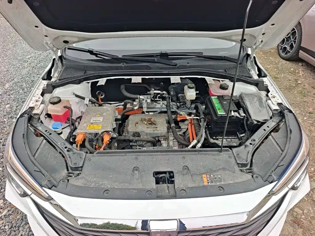 Roewe i6 MAX New Energy — миниатюра 20