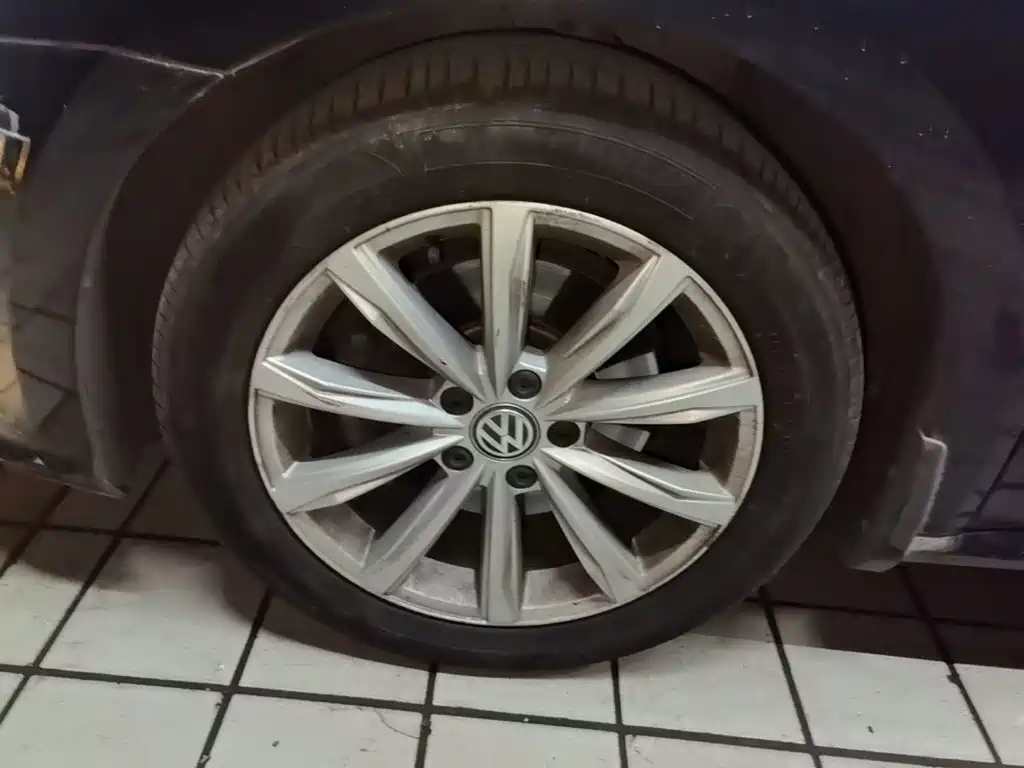 Volkswagen Passat — миниатюра 23