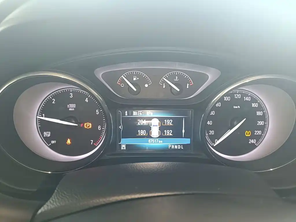 Buick Envision Plus — миниатюра 12