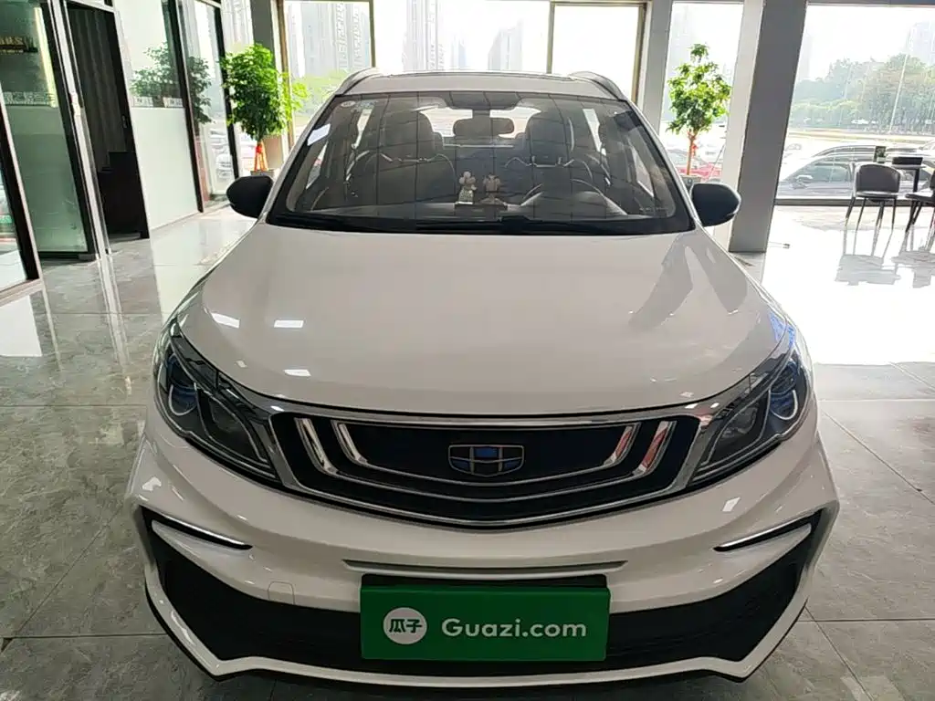 Geely Vision X3 — миниатюра 3