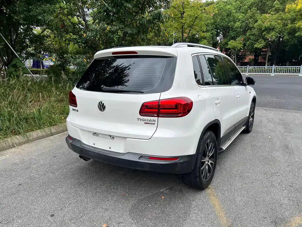 Volkswagen Tiguan — миниатюра 7