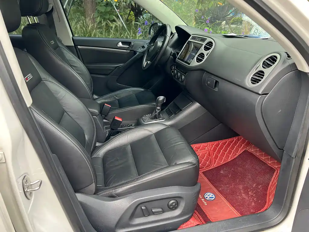 Volkswagen Tiguan — миниатюра 12