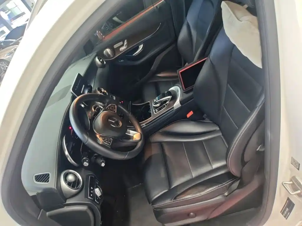 Mercedes-Benz GLC — миниатюра 15