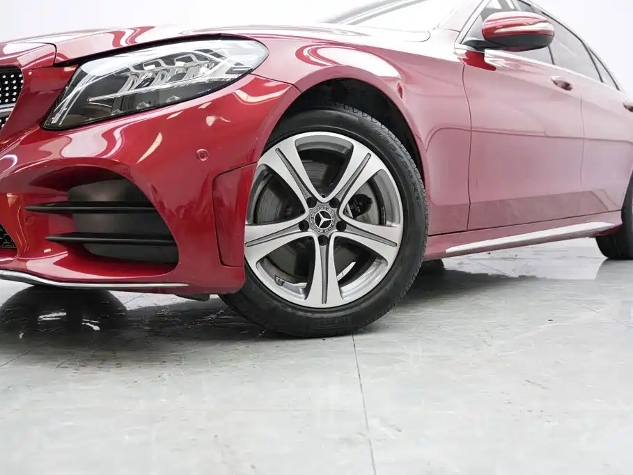 Mercedes-Benz C-Class — миниатюра 3