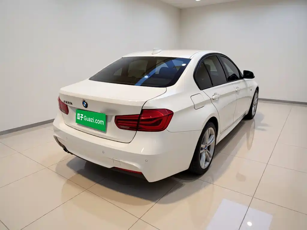BMW 3 Series — миниатюра 4