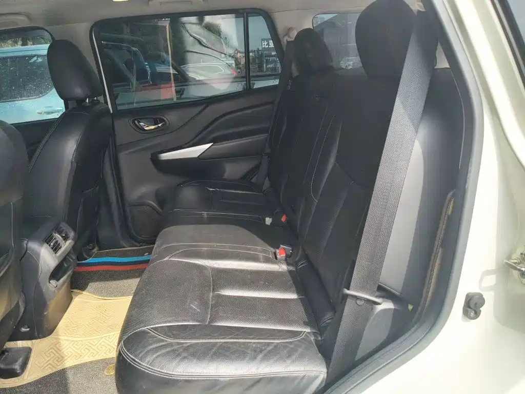 Nissan Terra — миниатюра 13