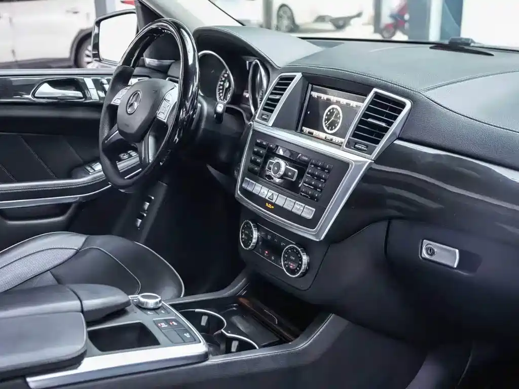 Mercedes-Benz GL 2013 GL 550