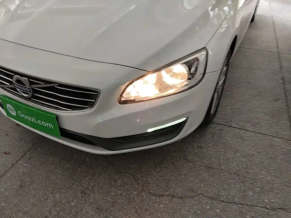 Volvo S60 — миниатюра 24