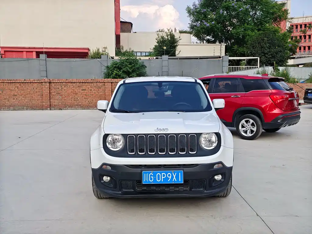 Jeep Renegade — миниатюра 2