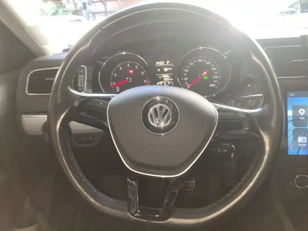 Volkswagen Sagitar — миниатюра 6