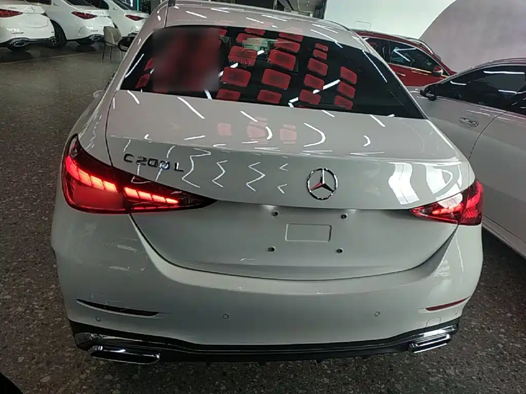 Mercedes-Benz C-Class — миниатюра 6