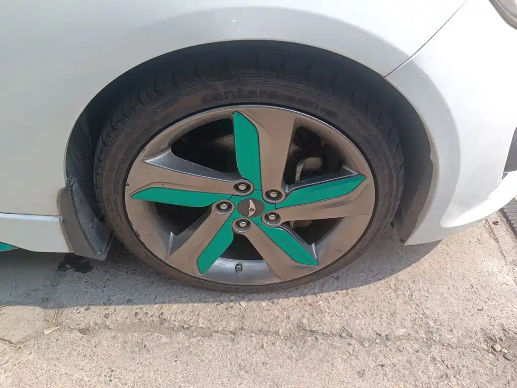 Hyundai Veloster — миниатюра 8