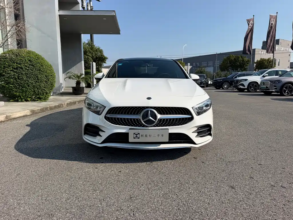 Mercedes-Benz A-Class — миниатюра 2